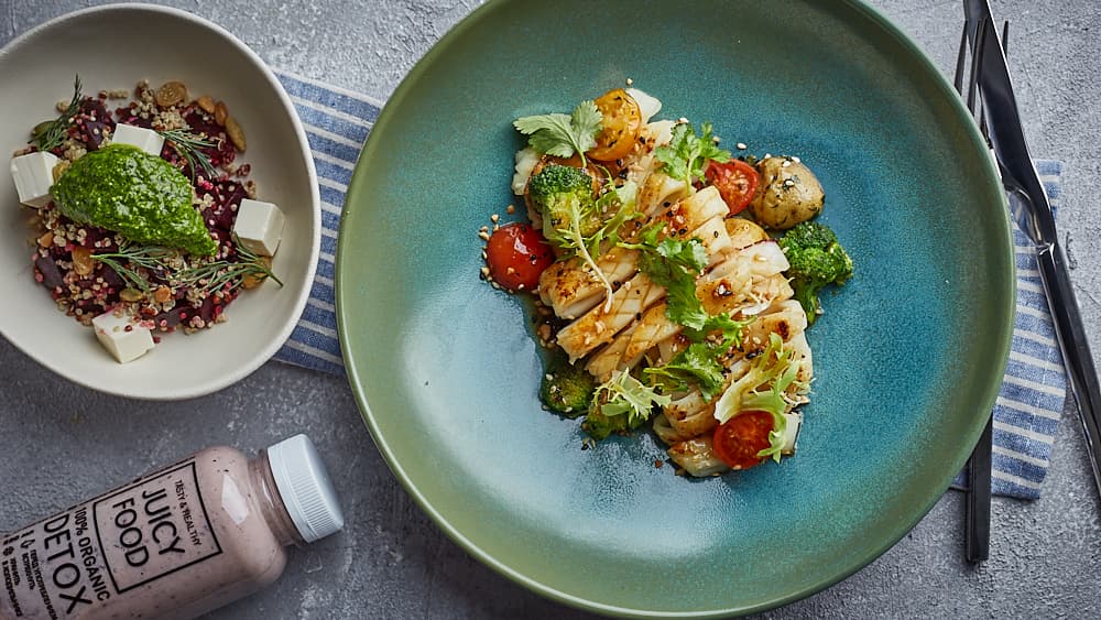 Стейк из индейки с овощами